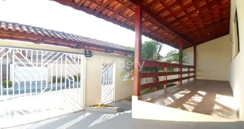 Casa à venda na charmosa região das flores espaço, conforto e versatilidade!