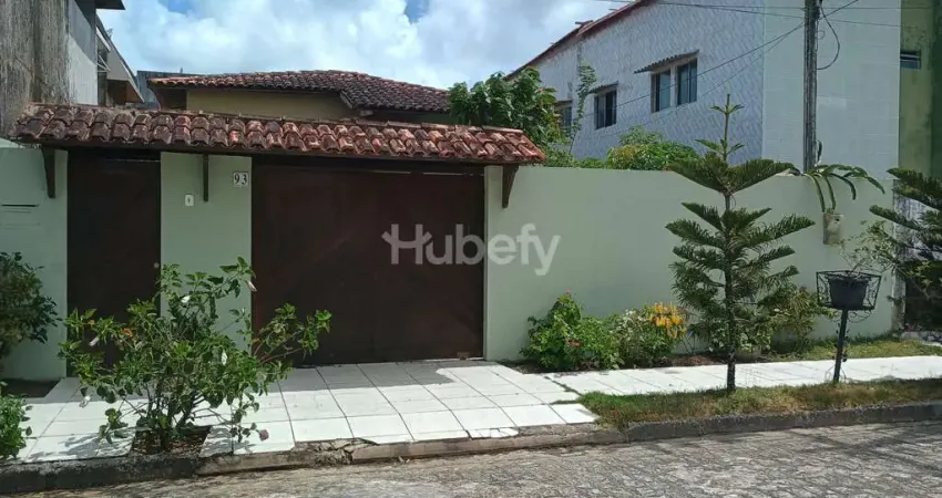 Casa com 3 quartos à venda no Antares, Maceió