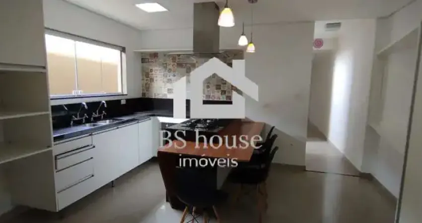 Sobrado 210m², 3 dormitórios, 2 suítes, 2 vagas, churrasqueira-Vl. Assunção