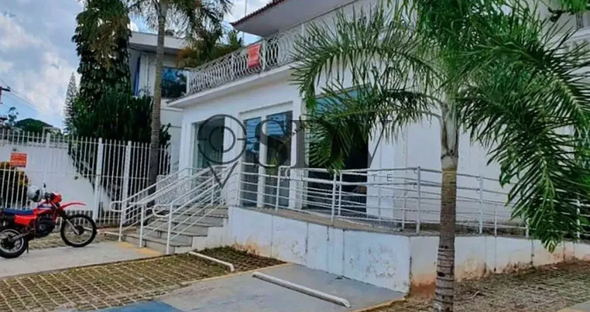 Casa comercial à venda na Praça Charles Miller, 514, Pacaembu, São Paulo