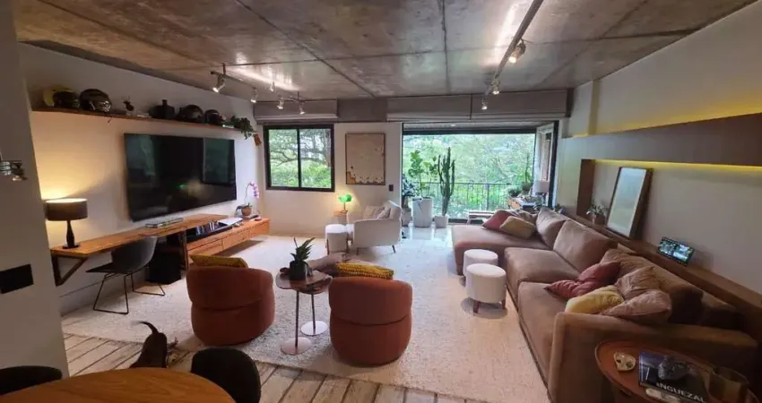 Apartamento reformado om 2 dormitórios à venda, 120 m² por r$ 1.600.000 - barra da tijuca