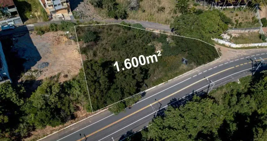 Terreno a venda em meaipe com aproximadamente 1500m², frente para a avenida, comercial e residencial, ao lado das praias de bacutia e dos padres.