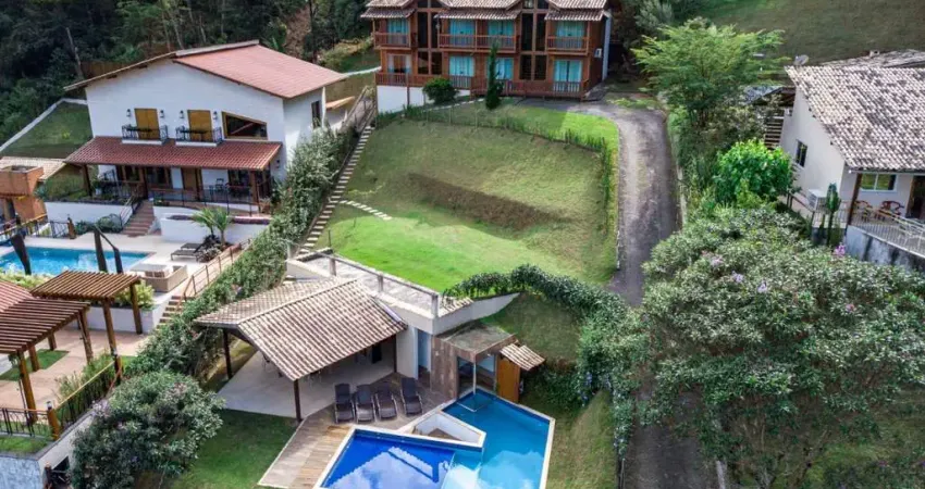 Chalé rustico a venda em condomínio de alto padrão em buenos aires, guarapari/es. marque uma visita sem compromisso e se encante!