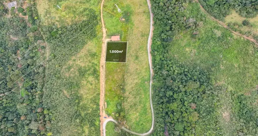 Luxo! terreno à venda com 1.000m² próximo a figueira café na rota da ferradura em guarapari/es. marque uma visita e se apaixone!