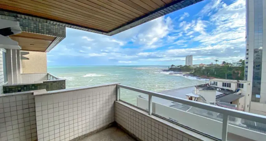 Luxo, amplitude e localização privilegiada, cobertura à venda na praia da areia preta em guarapari/es.