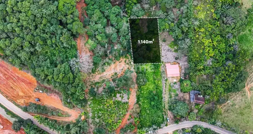 Terreno à venda na rota da ferradura em guarapari/es. 1.140m² com água de nascente, natureza, ar puro e tranquilidade em um só lugar.