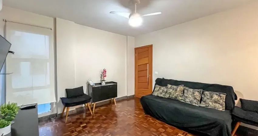 Apartamento à venda no centro de guarapari/es, totalmente reformado e montado a poucos passos do mar. marque uma visita e confira!