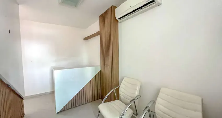 Sala comercial à venda no centro de guarapari/es. 84m² ideal para escritório ou clínica. marque uma visita sem compromisso, será um prazer!
