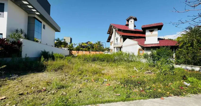 Terreno à venda na Avenida dos Búzios, Jurerê Internacional, Florianópolis