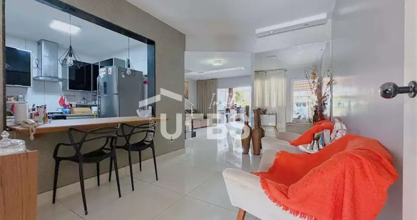 Casa com 3 quartos à venda na Rua B6A, Parque das Laranjeiras, Goiânia