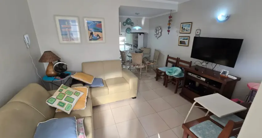 Aluga-se sobrado em frente a praia do indaia- excelente oportinidade