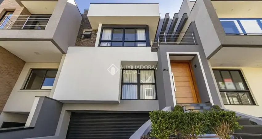 Casa em condomínio fechado com 3 quartos à venda na Rua Mário Gomes Cézar, 900, Pinheirinho, Curitiba