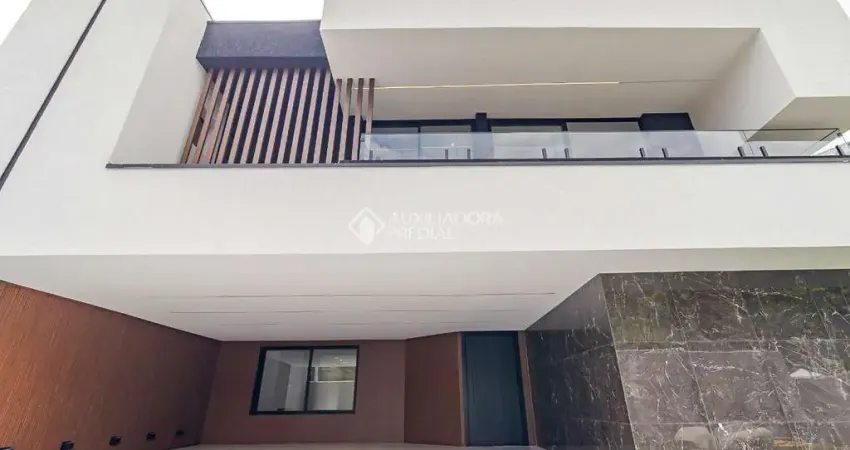 Casa com 4 quartos à venda na Rua Pedro Nogarolli, 84, Mercês, Curitiba