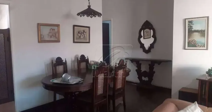 Casa à venda em excelente localização, distante apenas uma quadra do Hospital dos Fornecedores de Cana, no bairro Vila Resende, em Piracicaba/SP.