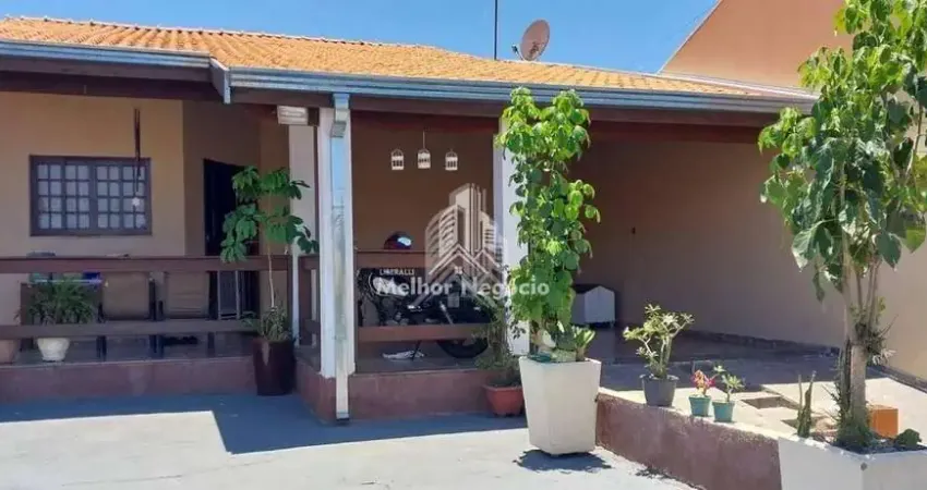 Casa à venda, Vila Real Continuação, Hortolândia, SP.Casa com 3 dorms,1 banheiro,3 vagas de garagem e com edicula no fundo