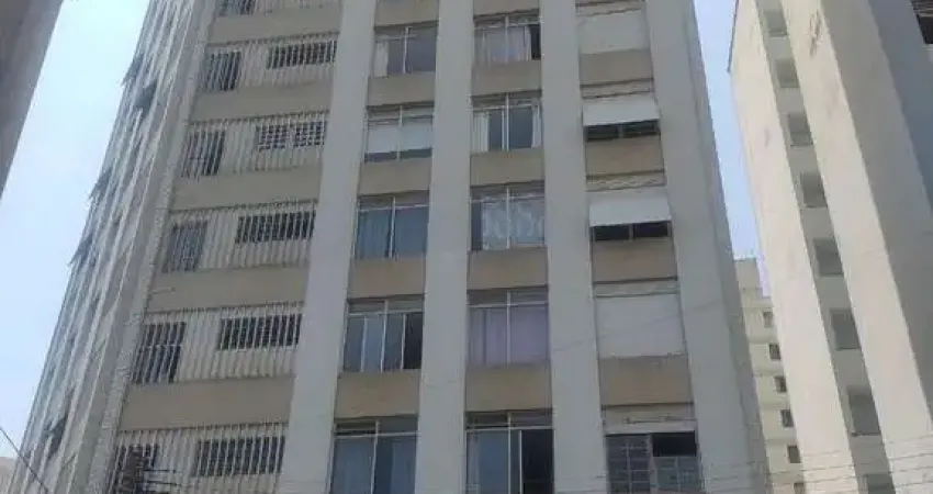 Apartamento à Venda com 01 dormitório (quarto) repleto de armários planejados, no Centro, em Campinas, SP