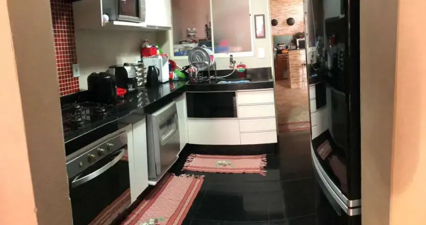 Casa com 3 quartos à venda na Rua Adriana Aparecida Langer, 153, Vila Inema, Hortolândia
