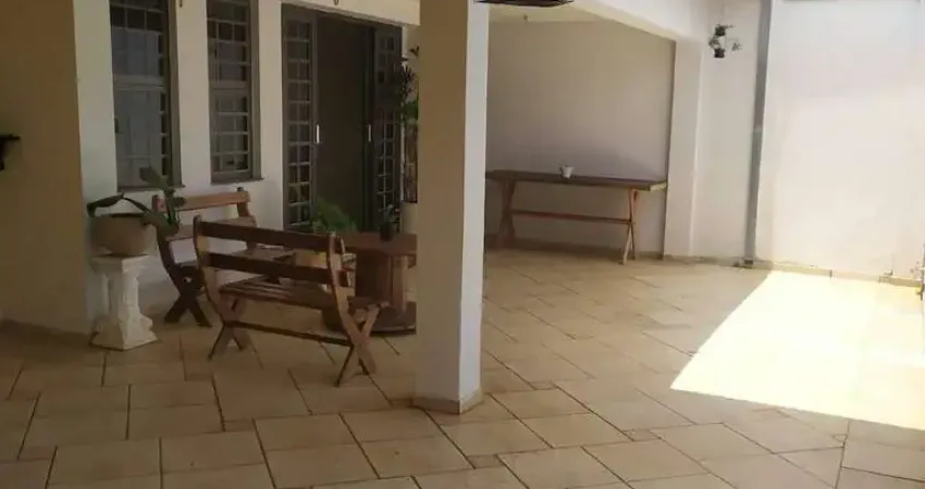 Casa com 3 dorms, CECAP, Piracicaba - R$ 349 mil, Cod: CA3225