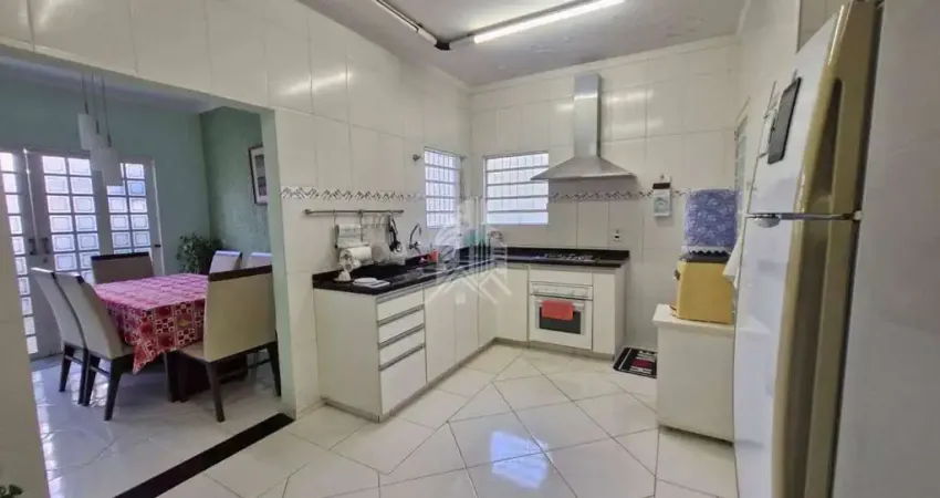 Casa com 2 dorms, Jardim Nova Europa, Campinas - R$ 532 mil, Cod: CA2899