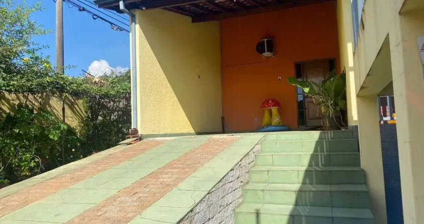 Casa com 03 dormitórios (01 suíte) à venda em Jardim São Domingos, Sumaré-SP / Excelente Oportunidade!