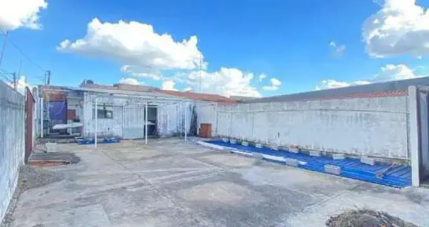 Casa com 01 Dormitório, Parque das Figueiras, Campinas/SP - Exclente Oportunidade