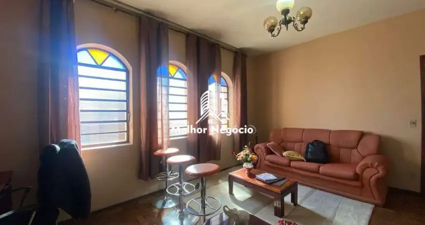 Casa à venda com 3 quartos em Vila Georgina- Campinas/SP.