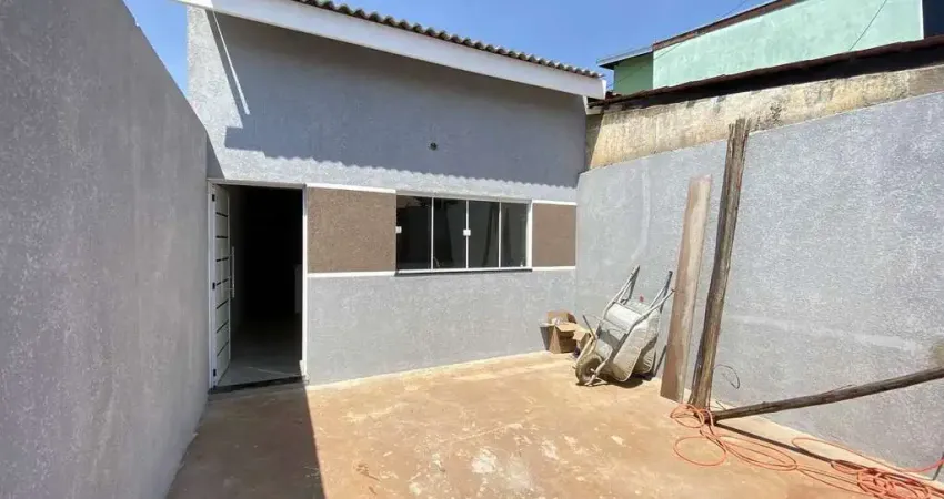 Casa à venda com 02 dormitórios sendo 01 deles suíte, no bairro Jardim Maria Antonia (Nova Veneza), em Sumaré - R$350 mil, Cod: CA2734