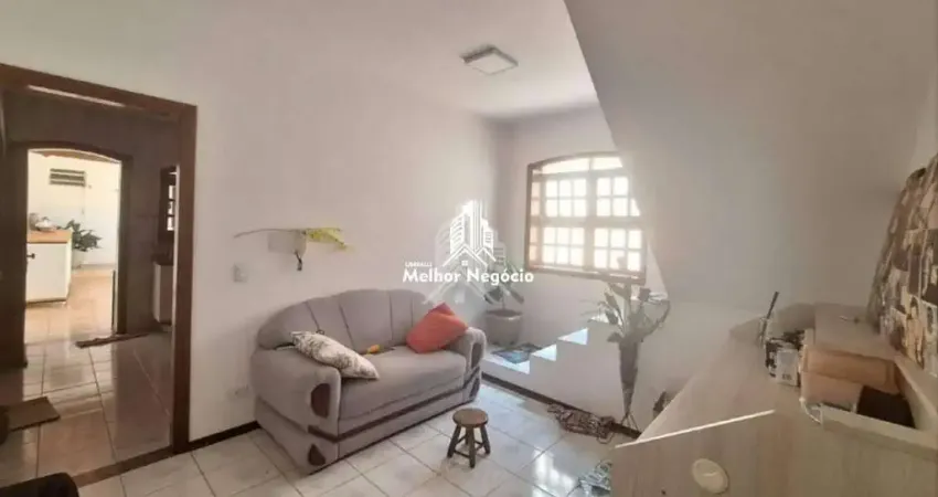 Casa com 4 quartos e 2 suítes para venda no bairro Água Branca em Piracicaba/SP.