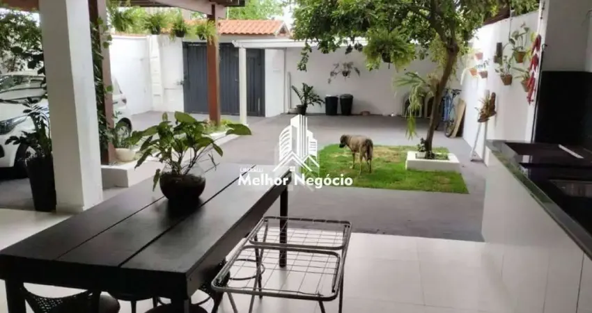 Casa à venda no Bairro São José em Paulínia, SP Casa com 2 dormitórios, sendo 2 suítes, 3 banheiros e 4 vagas de garagem.