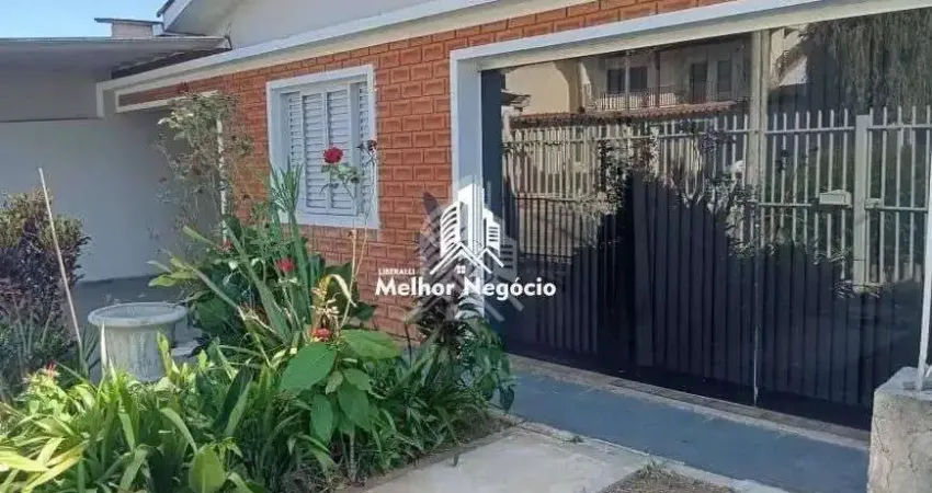 Casa à venda com 2 dormitórios, no Jardim Pinheiros, em Valinhos/SP