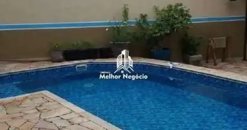 Casa à venda no Bairro Egisto Ragazzo em Limeira, SP Casa com 3 dormitórios, sendo 1 suíte, 3 banheiros e 4 vagas de garagem.