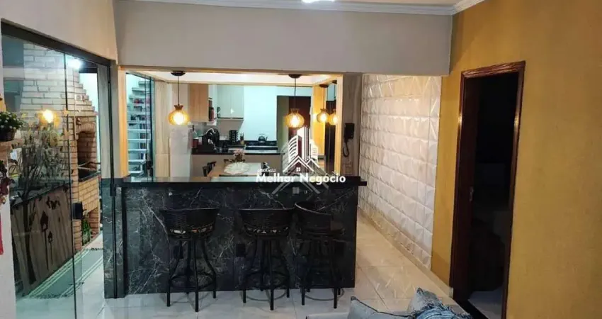 Casa à venda no Jardim Capoava em Nova Odessa, SP Casa com 3 dormitórios, sendo 1 suíte, 2 banheiros e 2 vagas de garagem.