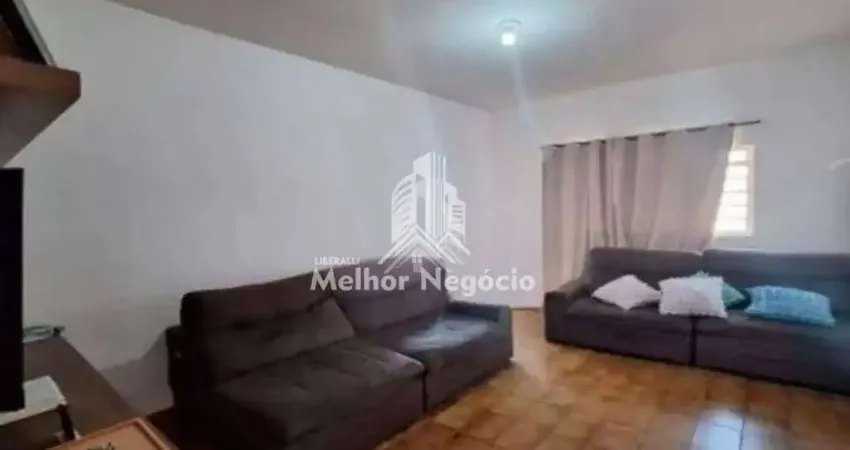 Casa à venda 3 quartos no Bairro Vila Marieta em Campinas/SP.
