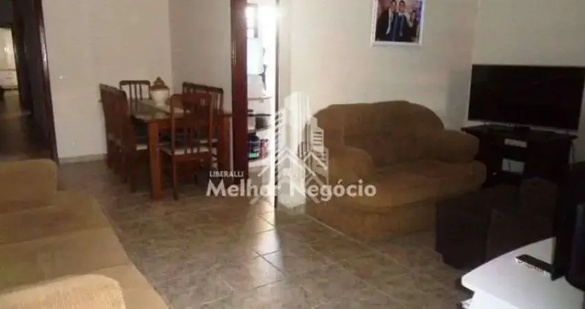 Casa com 3 quartos à venda na Rua Carmela Romano Flórios, 156, Dois Córregos, Piracicaba