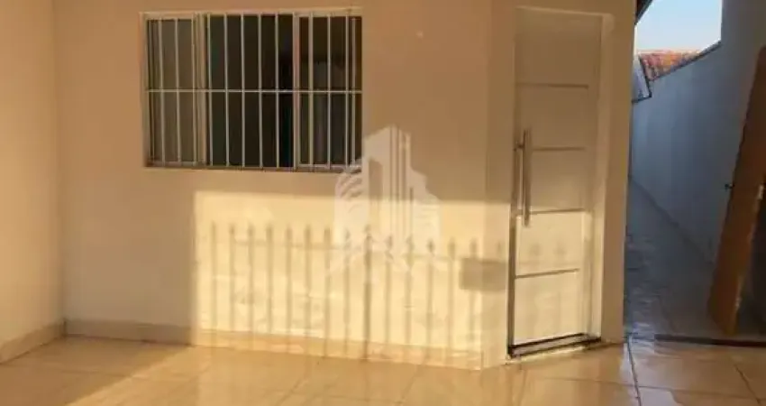 Casa com dois quartos e um banheiro, localizada no Jardim Villagio Ghiraldelli, Hortorlândia-SP.