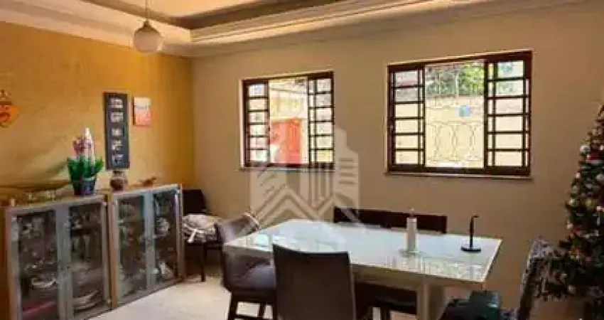 Casa com 3 quartos (1 suíte) à venda no Jardim Europa, Paulínia - SP