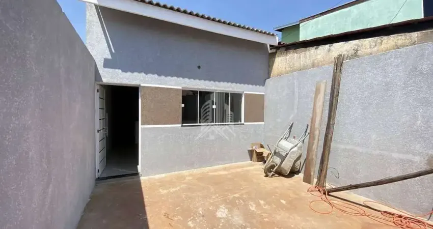 Casa à venda com 02 dormitórios sendo 01 deles suíte, no bairro Jardim Amélia, em Sumaré - R$350 mil, Cod: CA2734