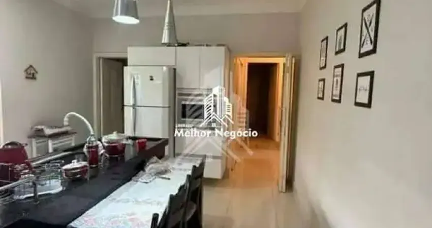Casa à venda com 3 quartos e 1 suíte no bairro Vila Claudia em Limeira
