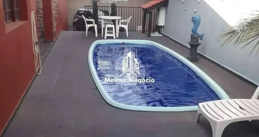 Casa com 3 dormitórios, sendo 2 suítes com piscina em Americana