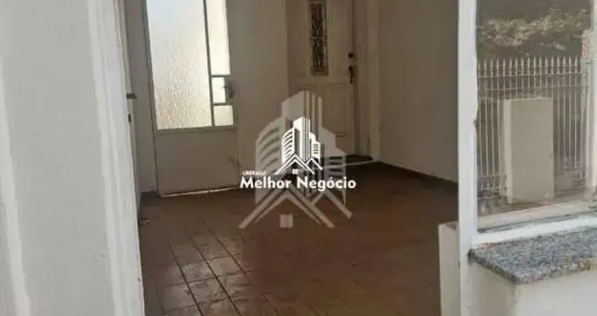 Casa à venda na Vila Industrial, Campinas - SP Casa com 2 dormitórios, 1 banheiro e 1 vaga de garagem descoberta.