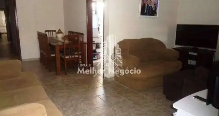 Casa com 3 quartos à venda na Rua Carmela Romano Flórios, 156, Dois Córregos, Piracicaba