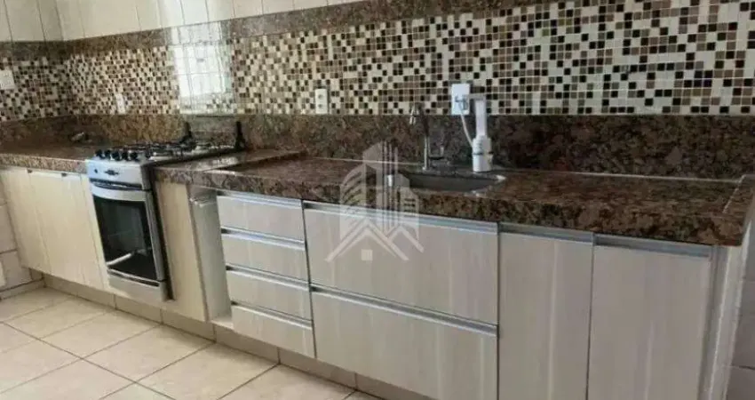 Casa à venda com e quartos e 2 banheiros na Vila Padre Manoel de Nóbrega em Campinas.