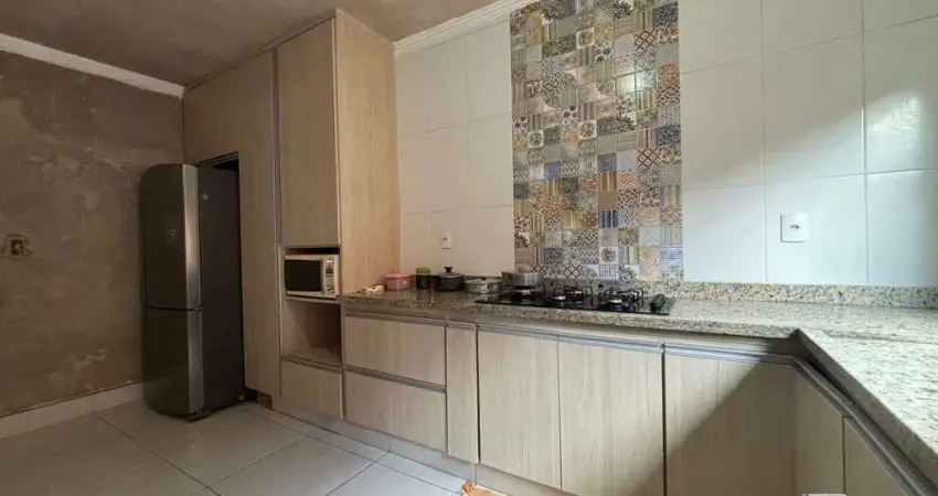 Casa à venda no Jardim Hortência, Limeira