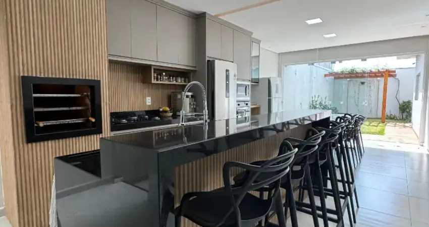 Casa à venda no villagio samantha – 3 dormitórios, suíte com closet, terraço e quintal gramado