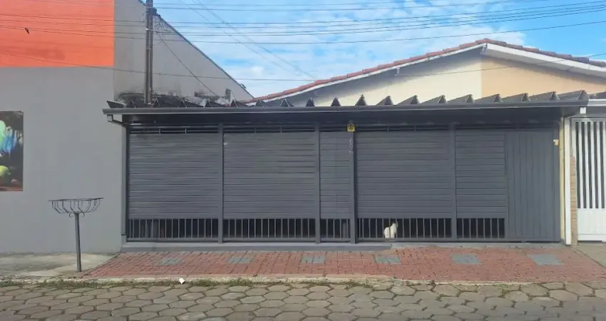 Casa com 2 quartos à venda na Rua Eduardo José Diniz, 19, Conjunto Habitacional Marinho, Jacareí