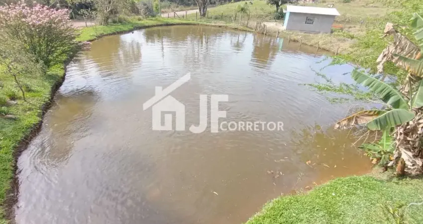 Chácara de 2 quartos, 2300m² no bairro macaco branco , em portão