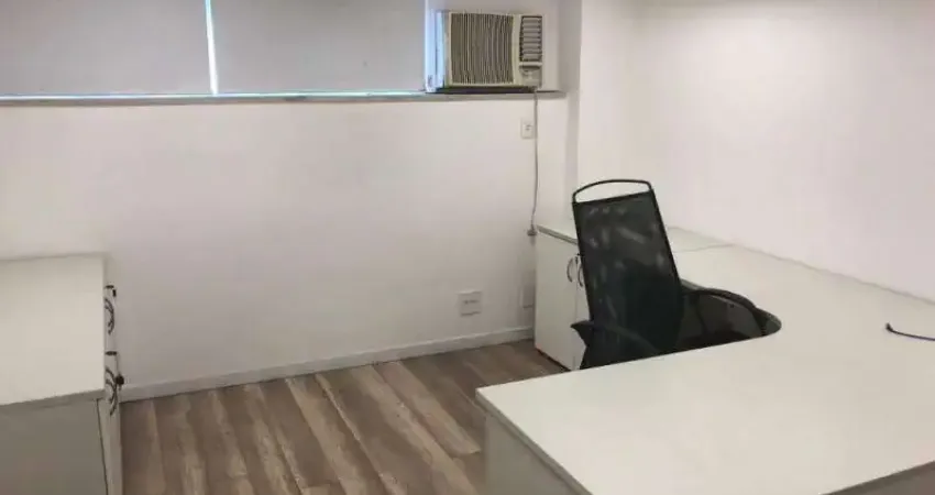 Prédio à venda na Rua Doutor Porciúncula, Sete Pontes, São Gonçalo