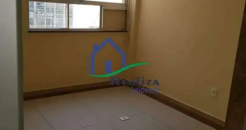 Apartamento à venda na Avenida Ernani do Amaral Peixoto, Centro, Niterói