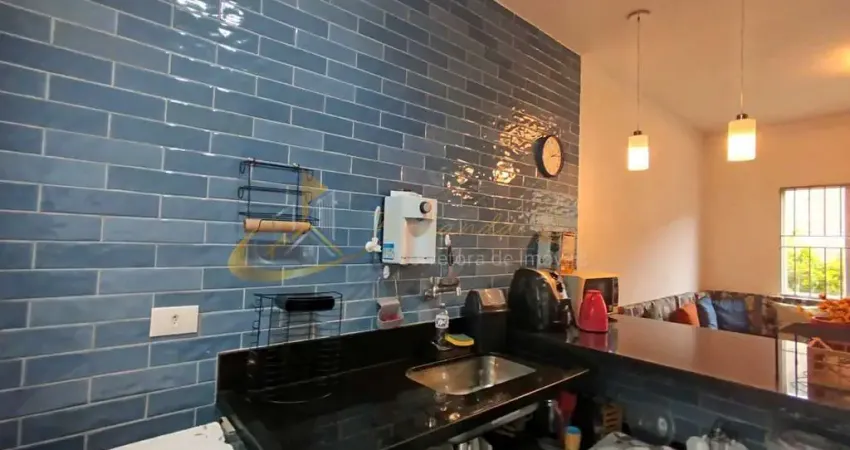 Casa em condomínio mobiliada 500 metros da prainha e praia martim de sá