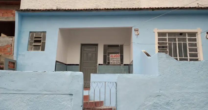 Casa para alugar na Travessa Olavo Bilac, 109, Engenhoca, Niterói
